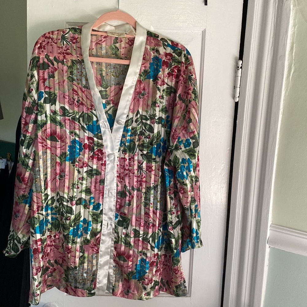 Victoria’s Secret Gold Label Floral Sleep Shirt